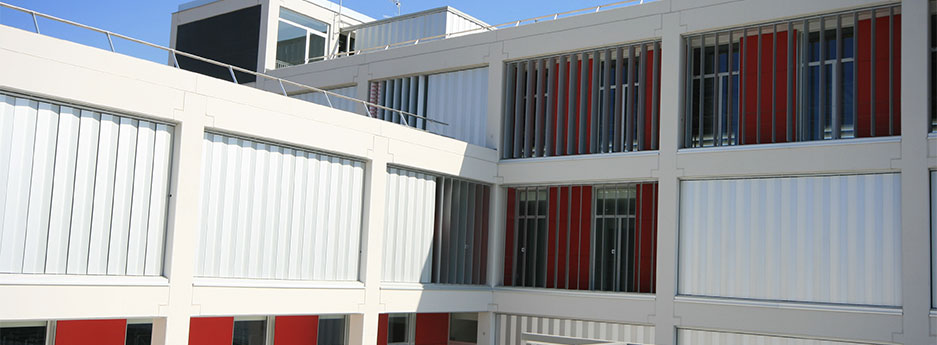 fabricants et installatuer de brise soleil orientable en aluminium